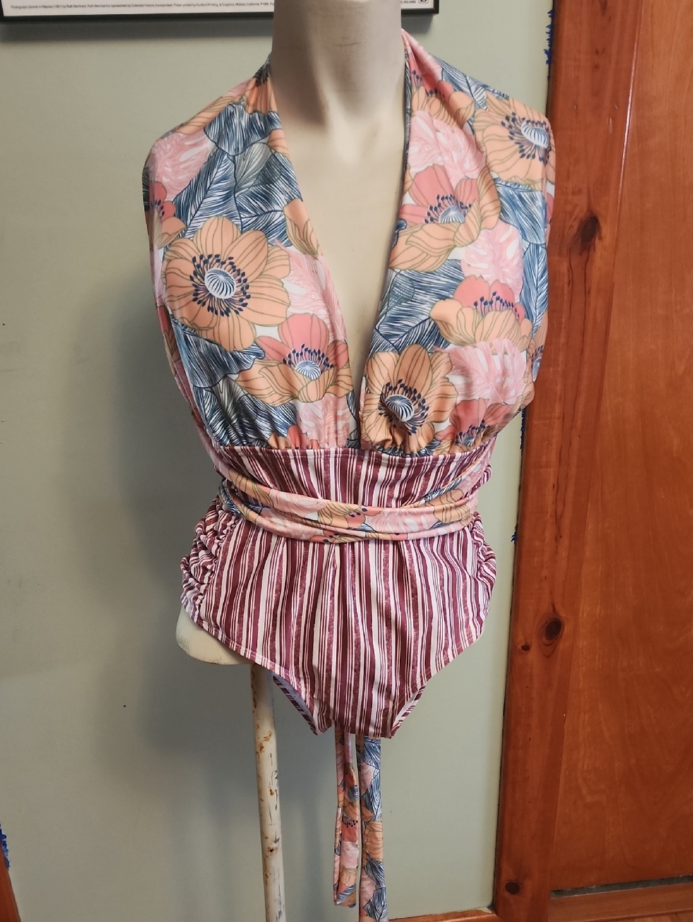 Nicole Miller Convertible, Multi Style with Mixwd Patterns Large